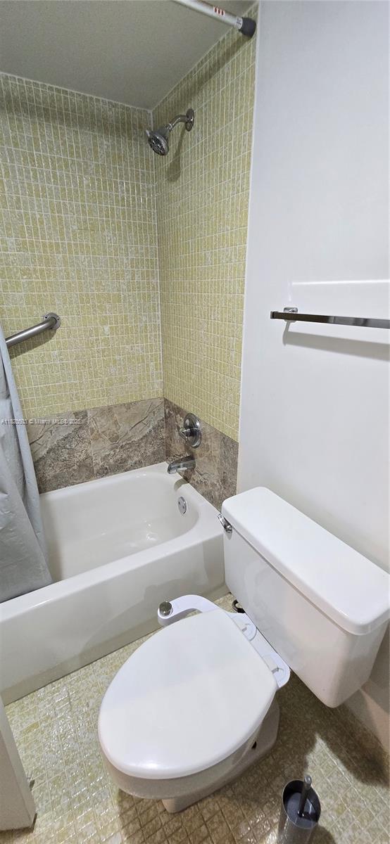 20291 NE 30th Ave Unit Ph20, Aventura, FL 33180 - photo 31
