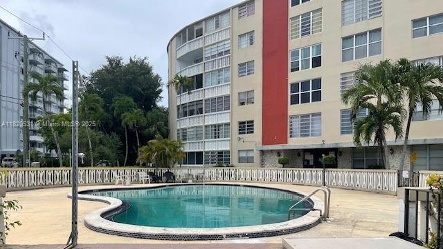 1475 NE 125th Ter Unit 614K, North Miami, FL 33161 - view of community pool