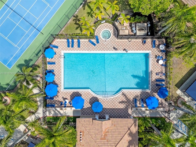 12006 SW 2nd St, Pembroke Pines, FL 33025 - bird's eye view of a pool area