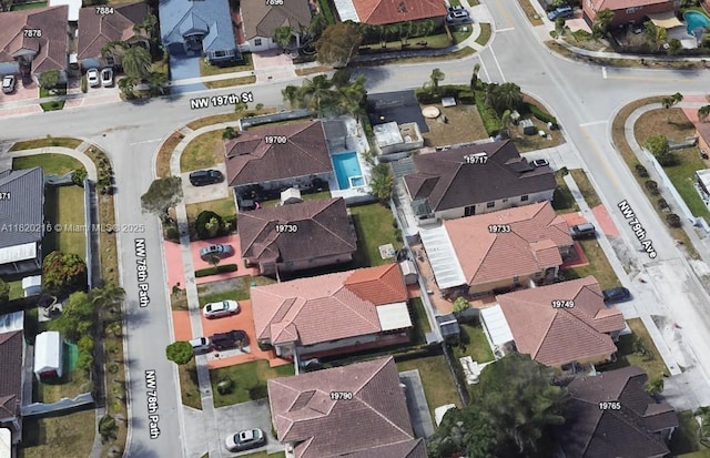 19730 NW 78th Path, Hialeah, FL 33015 - photo 30