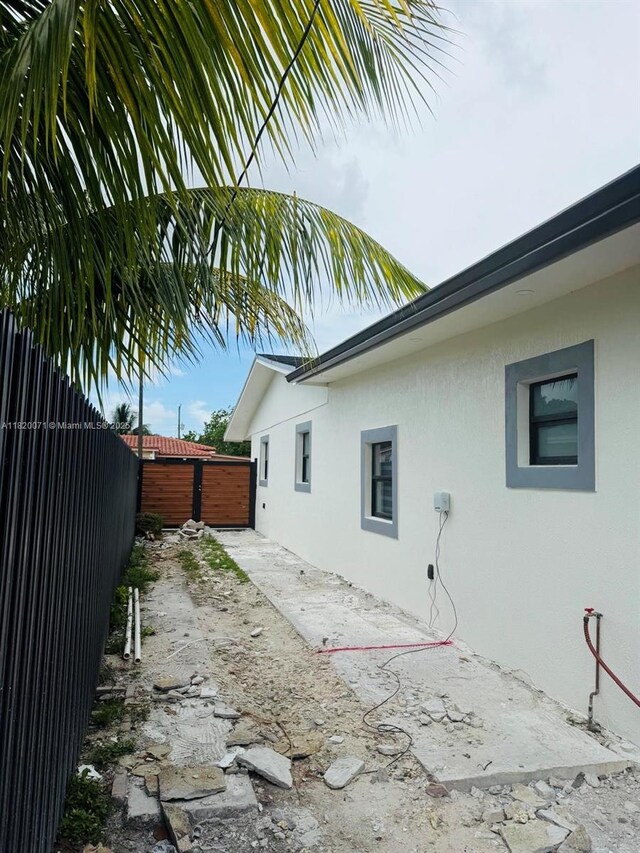 543 E 61st St, Hialeah, FL 33013 - view of yard