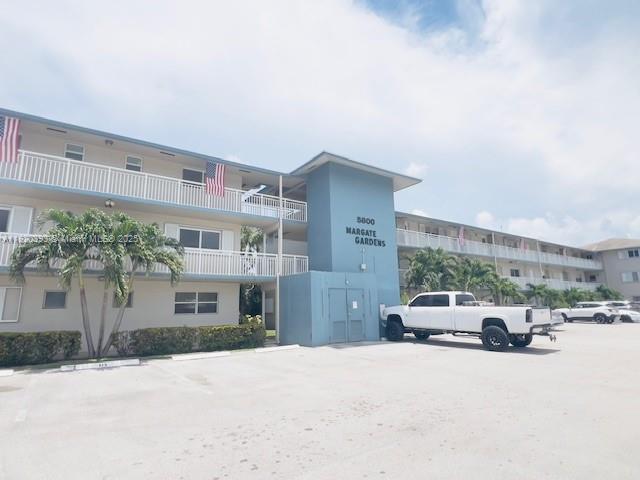 5800 Margate Blvd Unit 814-8, Margate, FL 33063 - photo 1
