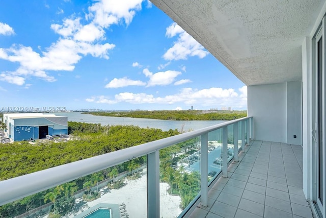 100 Bayview Dr Unit 1223, Sunny Isles Beach, FL 33160 - balcony featuring a water view