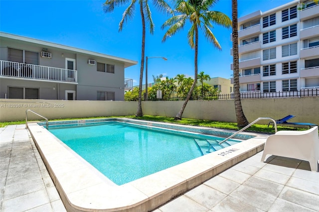 7801 Abbott Ave Unit 307, Miami Beach, FL 33141 - view of community pool