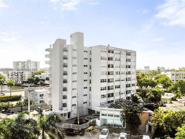 7118 Bonita Dr Unit 405, Miami Beach, FL 33141 - view of building exterior with a city view