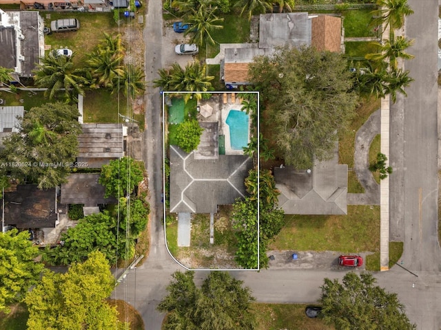 1805 N 23rd Ave, Hollywood, FL 33020 - aerial view of property and surrounding area with property boundaries highlighted and a pool area