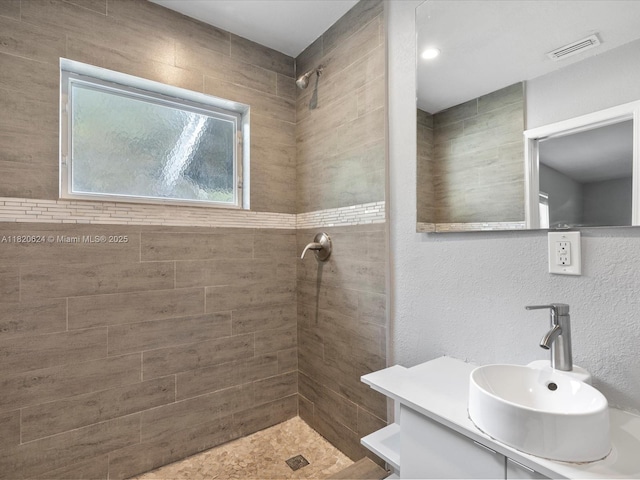 1805 N 23rd Ave, Hollywood, FL 33020 - full bathroom with a tile shower and vanity