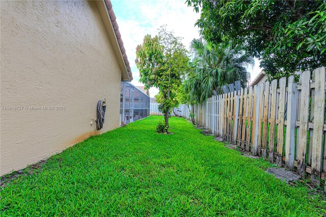 16176 NW 14th Ct, Pembroke Pines, FL 33028 - view of fenced backyard