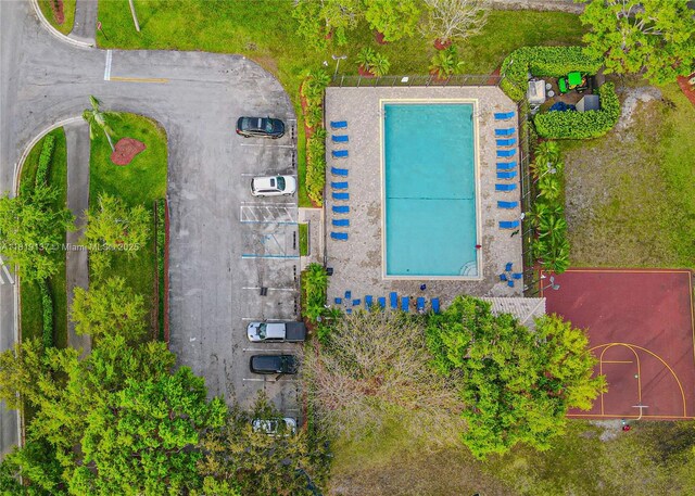 16176 NW 14th Ct, Pembroke Pines, FL 33028 - aerial view of a pool