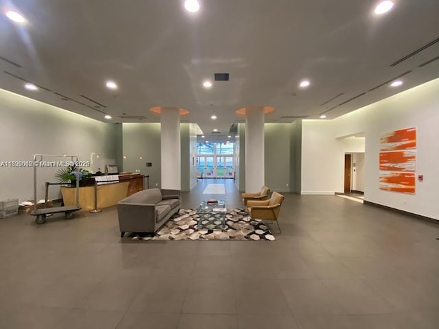 665 NE 25th St Unit 1102, Miami, FL 33137 - building lobby with recessed lighting