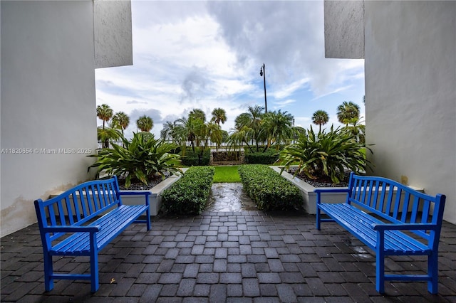 1440 Brickell Bay Unit 307, Miami, FL 33131 - view of patio
