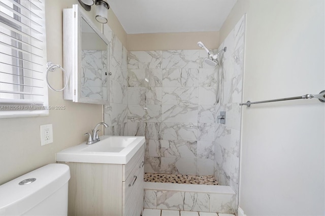 602 El Prado, West Palm Beach, FL 33405 - full bathroom featuring vanity and tiled shower