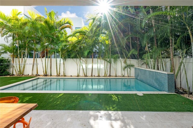 10530 NW 67th Ter, Doral, FL 33178 - photo 36