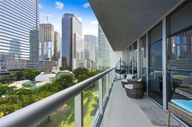 495 Brickell Ave Unit 905, Miami, FL 33131 - balcony featuring a skyline view
