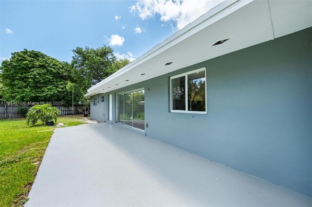 9221 SW 167th Ter, Palmetto Bay, FL 33157 - view of patio