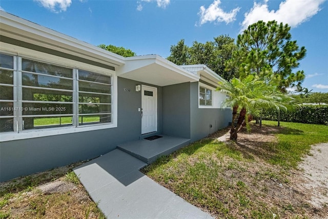 9221 SW 167th Ter, Palmetto Bay, FL 33157 - entrance to property with stucco siding