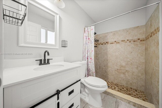 18125 Wintergarden Ave, Port Charlotte, FL 33948 - full bath featuring vanity and a tile shower