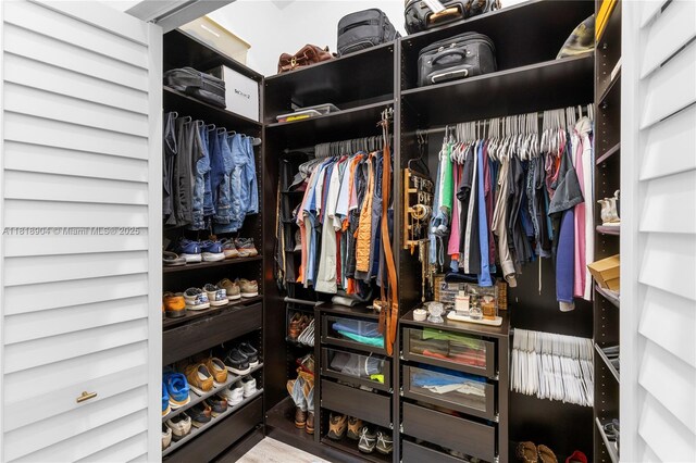 1971 Landing Way, Weston, FL 33326 - view of spacious closet