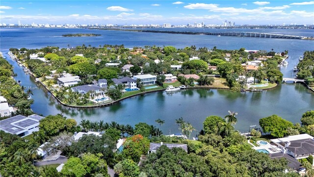 520 Bay Point Rd, Miami, FL 33137 - photo 43