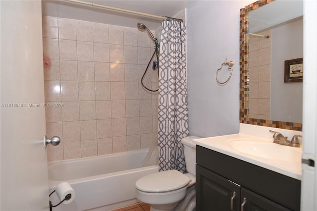 7125 NW 186th St Unit B311, Hialeah, FL 33015 - bathroom featuring shower / tub combo and vanity
