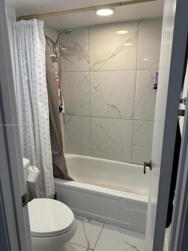 2900 Fiore Way Unit 1080, Delray Beach, FL 33445 - bathroom with shower / tub combo with curtain and marble look tile flooring