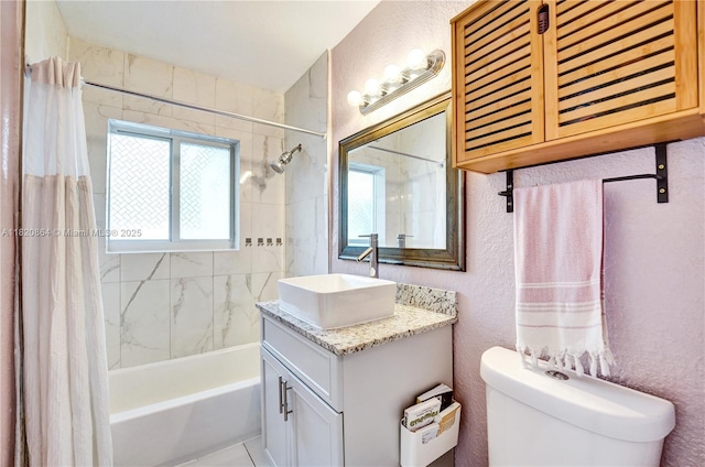 651 E Evanston Cir, Fort Lauderdale, FL 33312 - full bathroom with shower / tub combo with curtain, vanity, and a textured wall