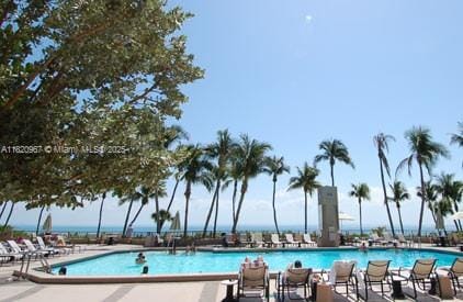 141 Crandon Blvd Unit 237, Key Biscayne, FL 33149 - community pool with a patio