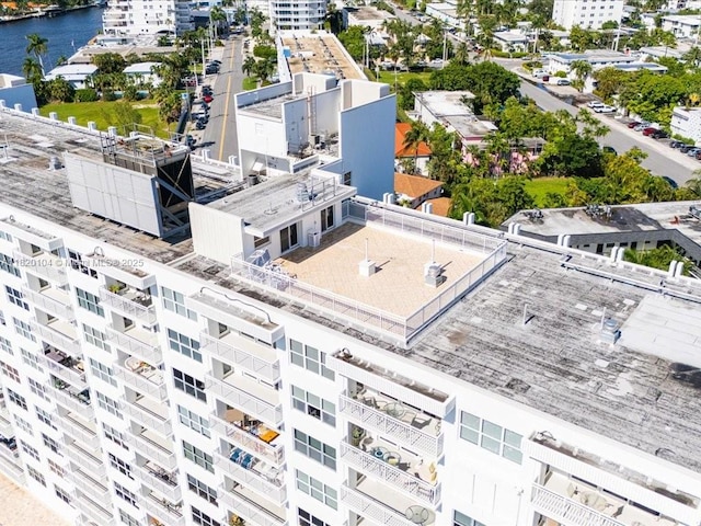 511 Bayshore Dr Unit 309, Fort Lauderdale, FL 33304 - view of urban area with apartment complex / building and a nearby body of water
