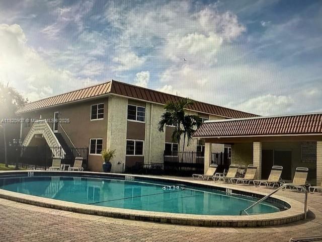 9 NE 19th Ct Unit 208C, Wilton Manors, FL 33305 - photo 5