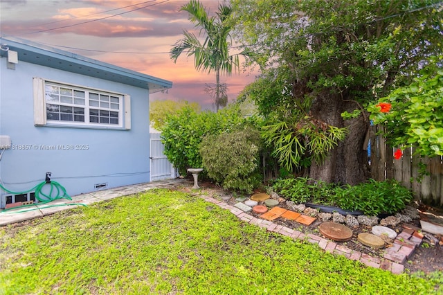 7110 SW 13th Ter, Miami, FL 33144 - view of yard