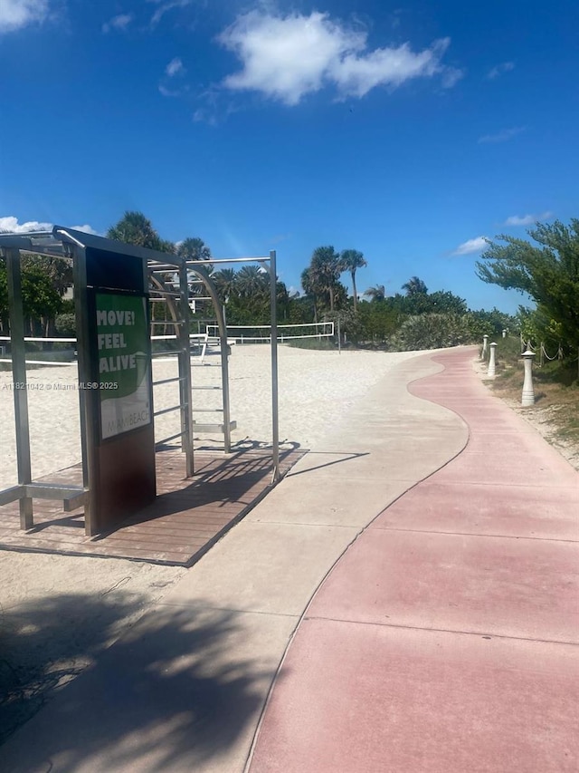 7720 Harding Ave Unit 3, Miami Beach, FL 33141 - view of property's community with volleyball court