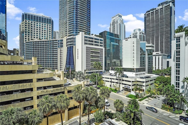 999 Brickell Bay Dr Unit 711, Miami, FL 33131 - skyline view