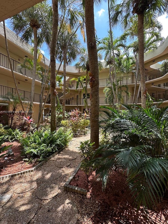 8015 SW 107th Ave Unit 220, Miami, FL 33173 - photo 2
