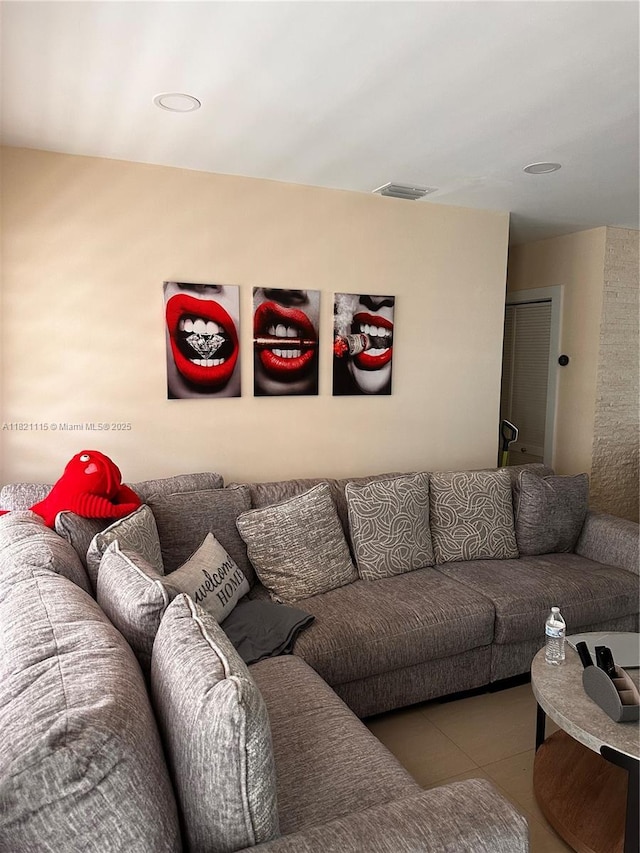 3250 NW 174th St, Miami Gardens, FL 33056 - view of tiled living area