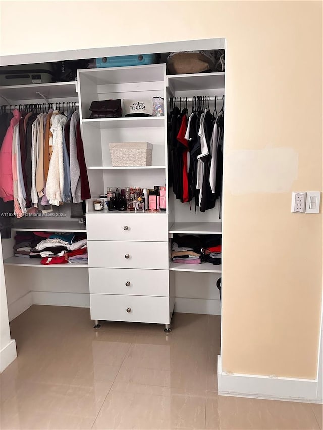 3250 NW 174th St, Miami Gardens, FL 33056 - view of closet