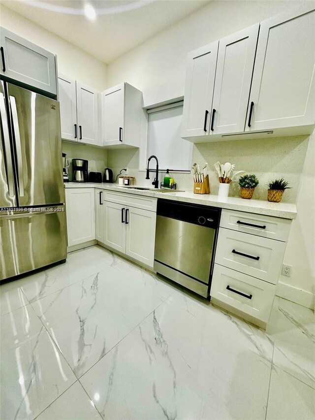 610 NW 111th St, Miami, FL 33168 - photo 4