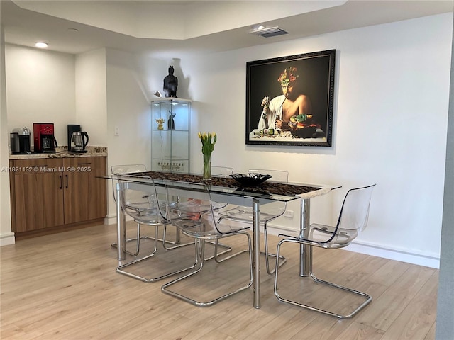 20191 E Country Club Dr Unit 1903, Aventura, FL 33180 - dining room featuring light wood finished floors and recessed lighting