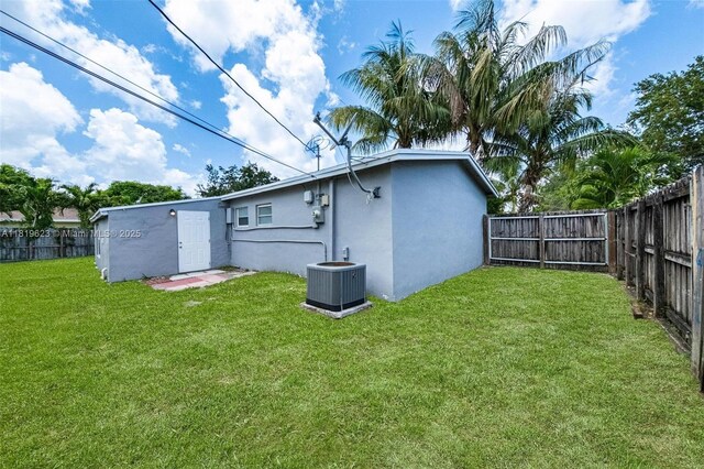 1300 NE 210th Ter, Miami, FL 33179 - photo 31