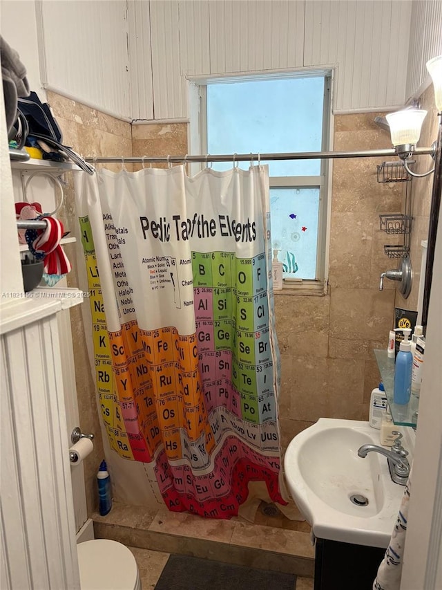 3767 Royal Palm Ave, Miami Beach, FL 33140 - bathroom featuring a shower with shower curtain and vanity