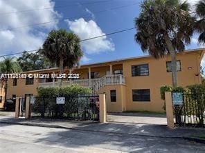 6170 SW 62nd Ter Unit 4, South Miami, FL 33143 - photo 1