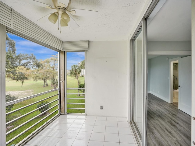 605 Oaks Dr Unit 309, Pompano Beach, FL 33069 - unfurnished sunroom featuring plenty of natural light