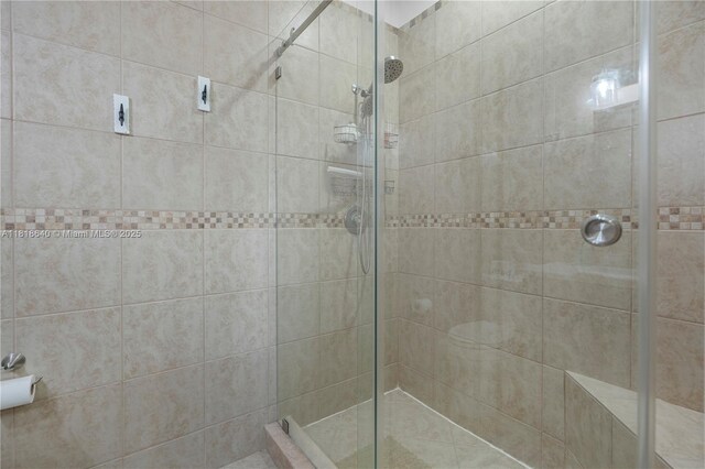 4034 N Ocean Dr, Hollywood, FL 33019 - water view featuring boat lift and a boat dock