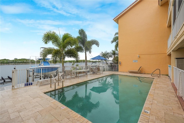 4034 N Ocean Dr, Hollywood, FL 33019 - community pool with a patio