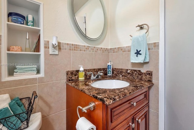101 Lucerne Ave, Lake Worth, FL 33460 - bathroom featuring vanity and tile walls