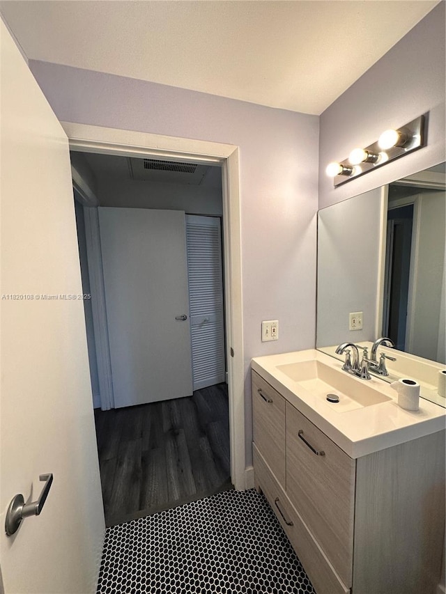 1542 Drexel Ave Unit 107, Miami Beach, FL 33139 - bathroom featuring vanity