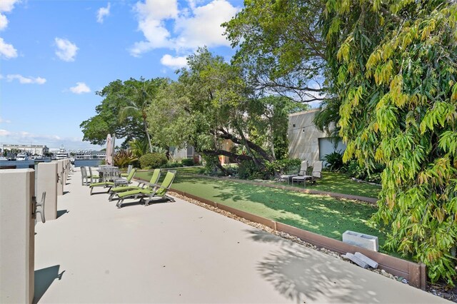 2500 Mercedes Dr, Fort Lauderdale, FL 33316 - photo 40