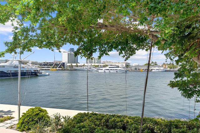 2500 Mercedes Dr, Fort Lauderdale, FL 33316 - photo 61