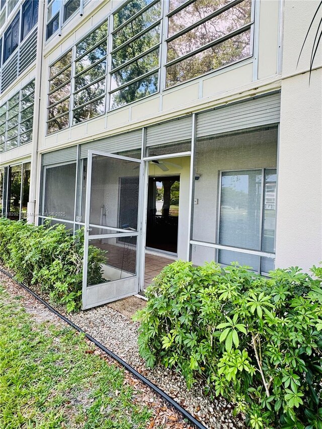 2304 Lucaya Ln Unit J1, Coconut Creek, FL 33066 - entrance to property with stucco siding