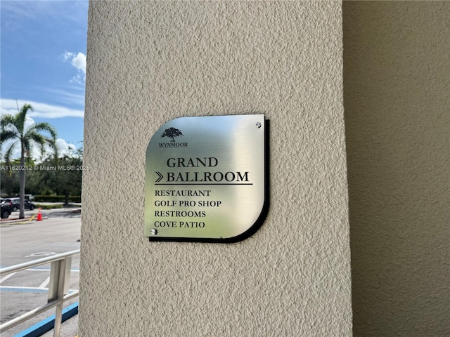 2304 Lucaya Ln Unit J1, Coconut Creek, FL 33066 - exterior view of stucco siding