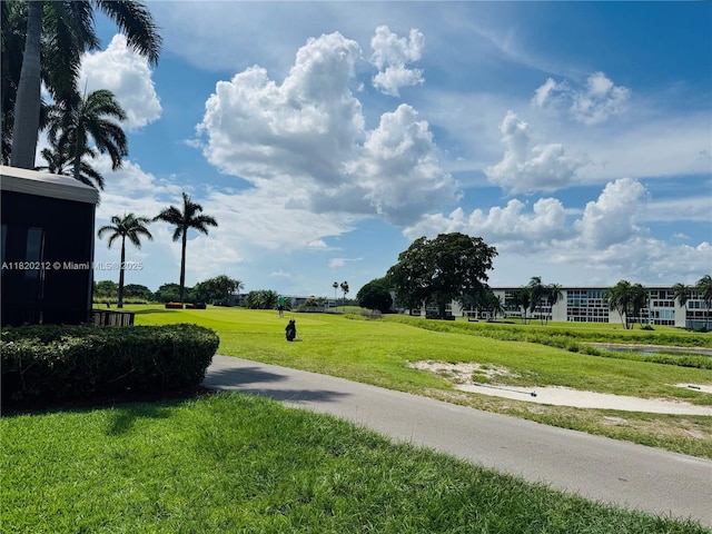 2304 Lucaya Ln Unit J1, Coconut Creek, FL 33066 - view of community featuring a lawn